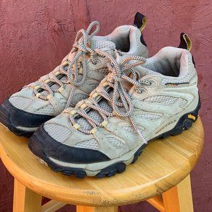 Merrell Women's Moab 2 Hiking Shoes
